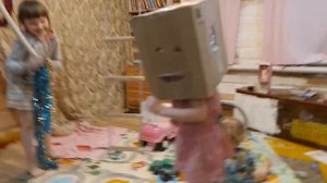 двигайся как #робот 🤣🤣😂 дети сами создали робота. #кукутики #танцуем #cutebaby #toddler #дети #клип
