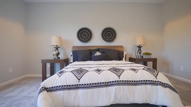 Tour this 10 acre New Construction Home in Suffolk Virginia смотреть онлайн