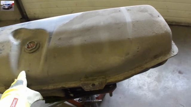 Снятие и ремонт топливного бака Mercedes W124 Removal and Repair of a Fuel Tank смотреть онлайн