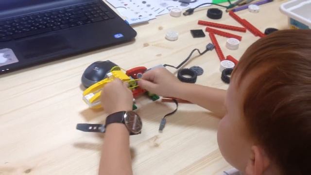 Пробные занятия по LEGO Education смотреть онлайн