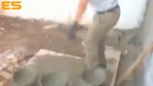 САМЫЙ СИЛЬНЫЙ СТРОИТЕЛЬ В МИРЕ ОН КАК РОБОТ