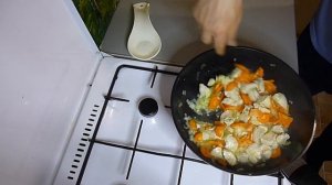 Жаркое по домашнему из курицы с картошкой / Тушеная картошка с мясом