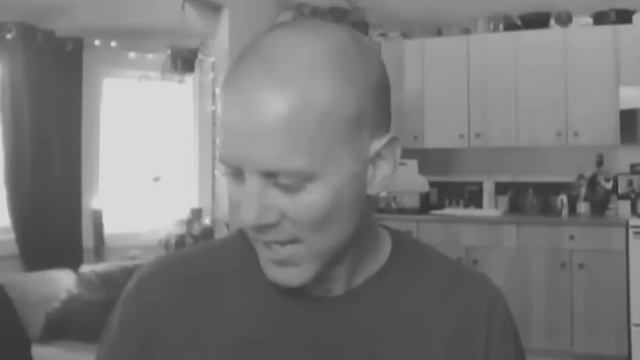 Посмотри это видео, и ты больше никогда не будешь одинок! Бенджамин Смайс смотреть онлайн