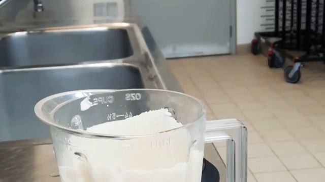 Лёгкий салат "Цезарь,, и "Соус,, смотреть онлайн