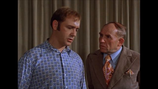 Российские деятели культуры высказались в защиту охранника Ельцин центра смотреть онлайн