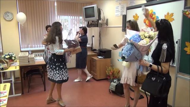 СОЧИ. 25 ШКОЛА. 1-В класс. 1 сентября 2020 смотреть онлайн