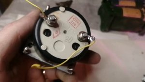 разбираем прибор из СССР, что в нутри??????