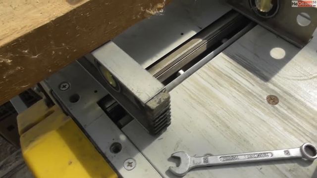 Своими руками. Изготовление полуторной кровати из дерева с круглыми ножками