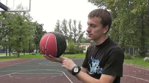 Уроки от Sky-Starа ( Как крутить баскетбольный мячик на пальце )---(2 серия)