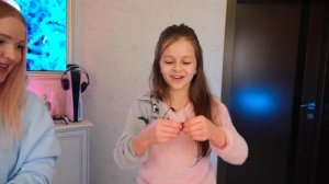Купила ДЕНЕЖНЫЕ БОМБОЧКИ от СЮРПРИЗ БОКС! КТО НАЙДЕТ БОЛЬШЕ ДЕНЕГ Я или Алиса Лисова