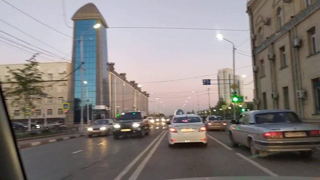 Вечерний Грозный - новая вайнахская башня в центре, азан в Мечети, ул.Лорсанова | октябрь 2019