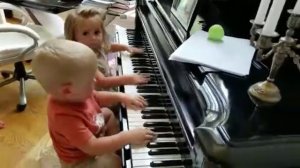 Юные пианисты!