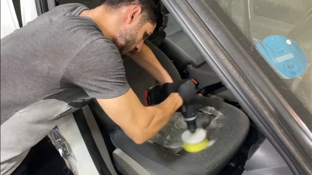 Exterior & interior deep clean of a dirty Renault logan | dacia logan | смотреть онлайн