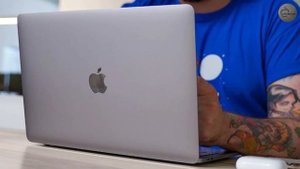 Space Gray vs Silver MacBook - Which One Should You Choose?