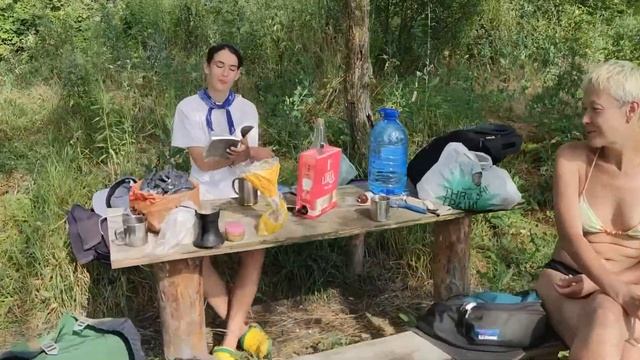 ТРОЄ в КАНОЕ смотреть онлайн