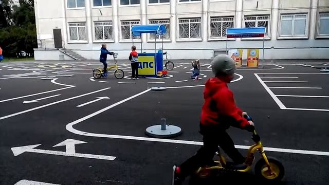 Детские площадки смотреть онлайн