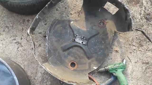 ДЕЛАЕМ НОВУЮ НИШУ ПОД ЗАПАСКУ СВОИМИ РУКАМИ! смотреть онлайн