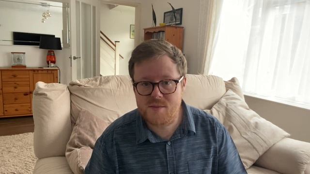 IS IT TOO LATE TO START YOUTUBE IN 2020? смотреть онлайн