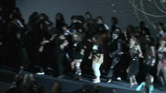 Чувак пародирует Майкла, одни слезы)))) смотреть онлайн