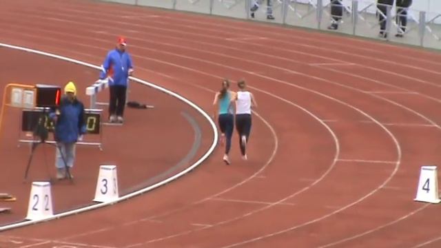 УрФО 30.05.2010г 800м девушки до 18 лет.MPG смотреть онлайн