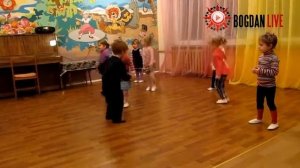 Разучиваем танец "У котенка лапки мягкие подушки" для детей 3 лет. Танец цап-царап