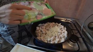 Куриное филе в сливочном соусе с сыром пармезан