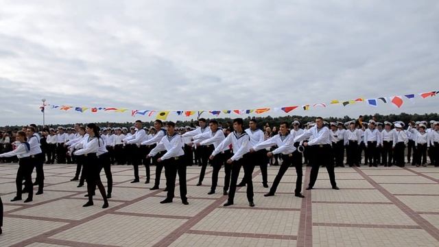 Танец будущих моряков смотреть онлайн