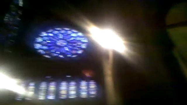 внутри собора в Леоне смотреть онлайн