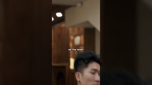 How To Style A 80/20 Split Hairstyle #barbershop #stylingtips #shorts смотреть онлайн