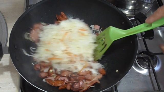 Солянка из квашеной капусты,это вам не суп.