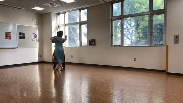 「Algo Contigo」(Orquesta Romantica Milonguera) Tango Dance Milonga Style. Ida Shiegel & Yoko. смотреть онлайн