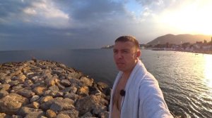 Мысхако центральный пляж. Цены этого сезона. Море, отдых, прогулка. (Папа Может)