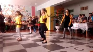 Танец под песню Пчеловод