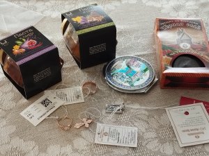 Мои покупки Ювелирные украшения Красная пресня Из Приволжска Вкусняшки и сувениры из Костромы
