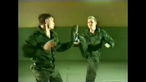 Боевое самбо - блок от удара ногой с последующей атакой (ч4)