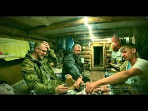 МЕДВЕДЬ ПОСЕТИЛ ИЗБУ! ДЕЛА ЗИМОВЕЙНЫЕ И ТАЁЖНАЯ РЫБАЛКА. НАШЛИ АВТОБУС СРЕДИ ТАЙГИ!