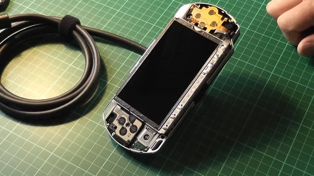 What's Inside? - Sony PSP Development Controller - DTP-H110 смотреть онлайн