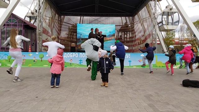 Глубоко недоношенный / Урок хип-хопа? смотреть онлайн