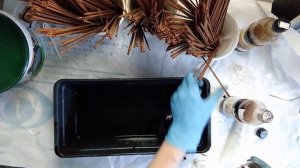 Окрашивание трубочек морилкой