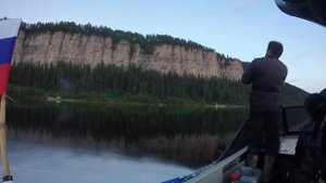 По Вишере вдоль Ветлана на моторной лодке.