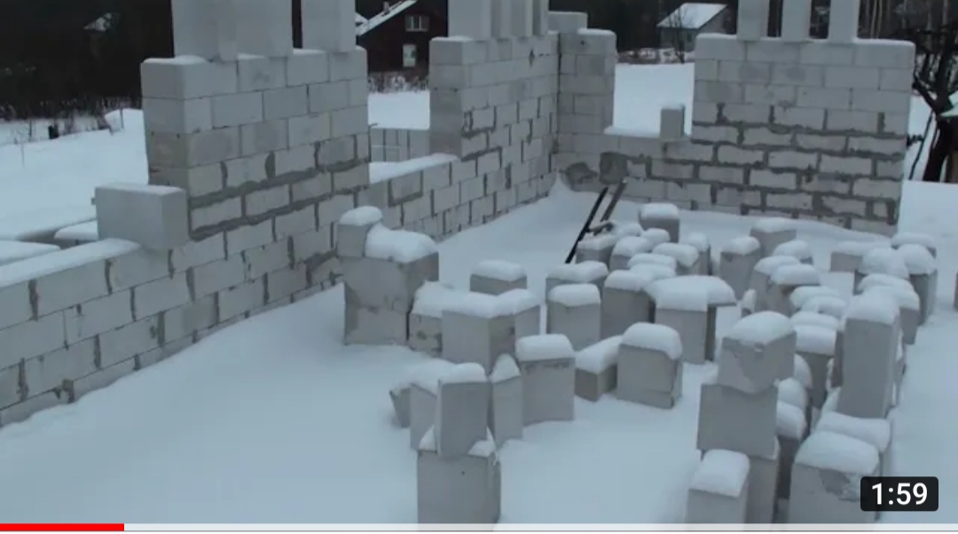 Подготовка газобетона к зиме. Стоит ли укрывать боки из ячеистого газобетона на зиму. Часть-1. смотреть онлайн