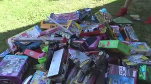 СЮРПРИЗ, НОВЫЙ ГОД!!!! Много Игрушек!