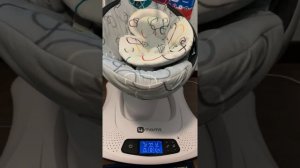 mamaroo 4moms