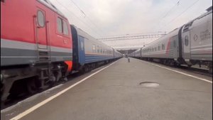 «Напугал)))» Электровоз ЭП2К - 088 отправляется со станции Челябинск-Главный с пассажирским поездом