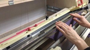 Вязание оката рукава частичным вязанием на вязальной машине