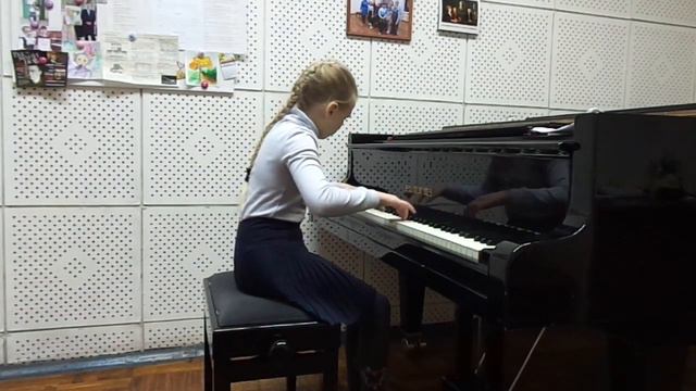 Боровова Ксения 10 лет. Менуэт. смотреть онлайн