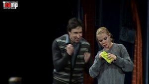 Двое на качелях