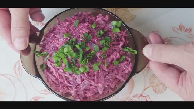 СВЁКЛА С ЧЕСНОКОМ И СЫРОМ