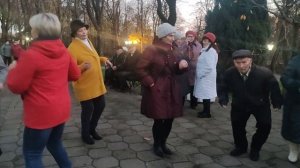 Голубоглазая......13.11.22 Гомель парк Луначарского ?