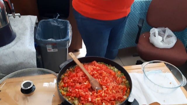 Весёлые и вкусные уроки турецкого. Сюрприз от нашего педагога.